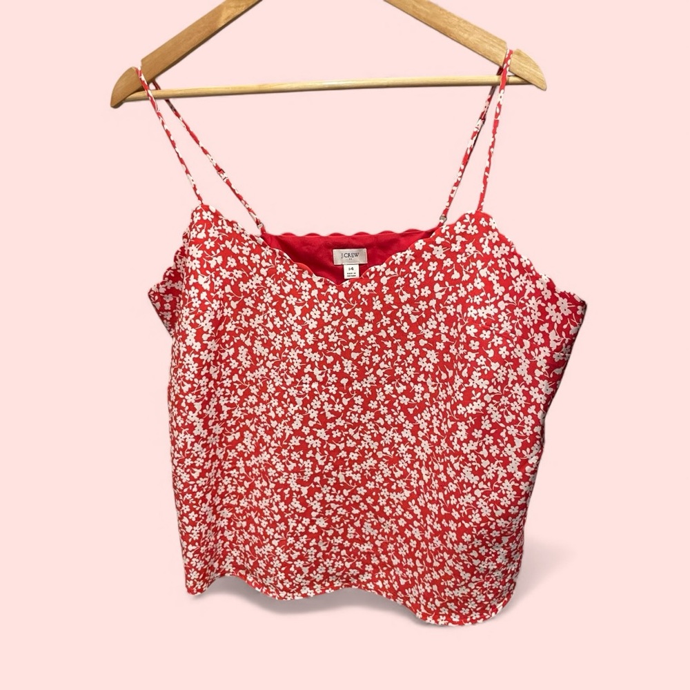 Cute J. Crew scalloped trim rose coral floral skinny strap cami cottagecore prep